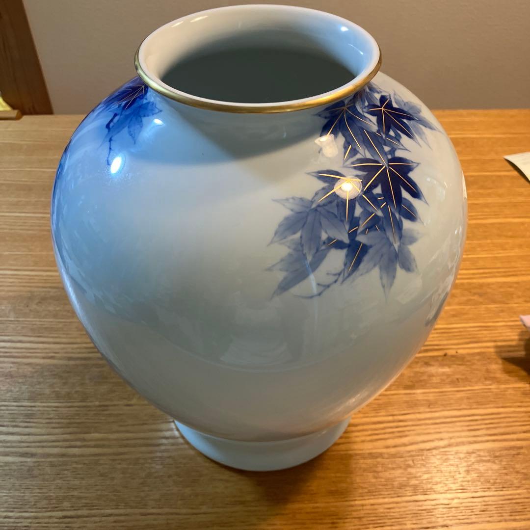 美品　深川製磁　宮内庁御用達　官窯染付　鳥絵　　花瓶1個　高さ約32センチ