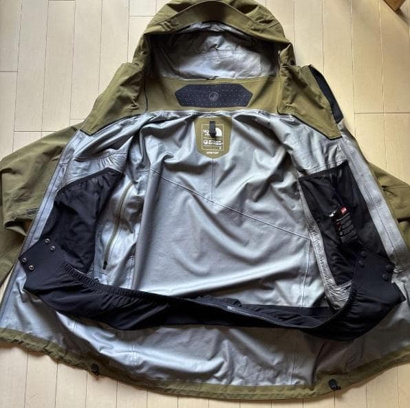 GORE-TEX　NORTH FACE RTG FLIGHT JACKET