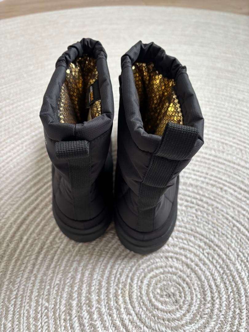 【新品未使用品】スノーブーツ　ブラック　25cm 保温　防水　コロンビア