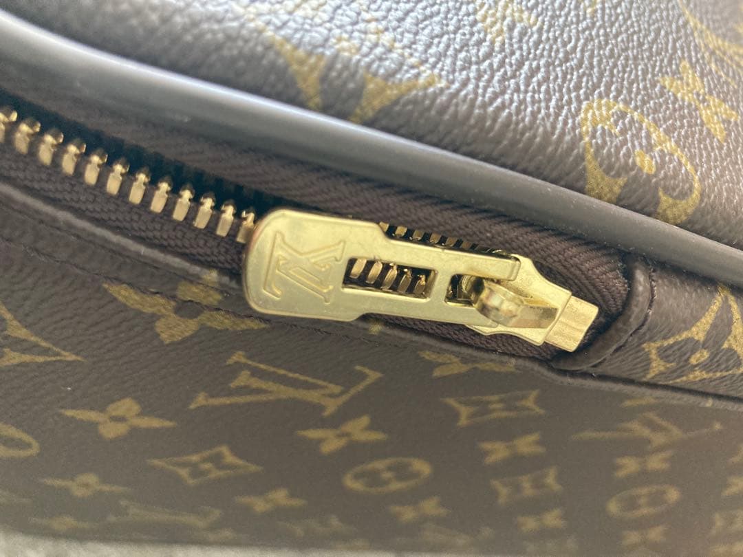 Louis Vuitton モノグラム キャリーケース　※難あり