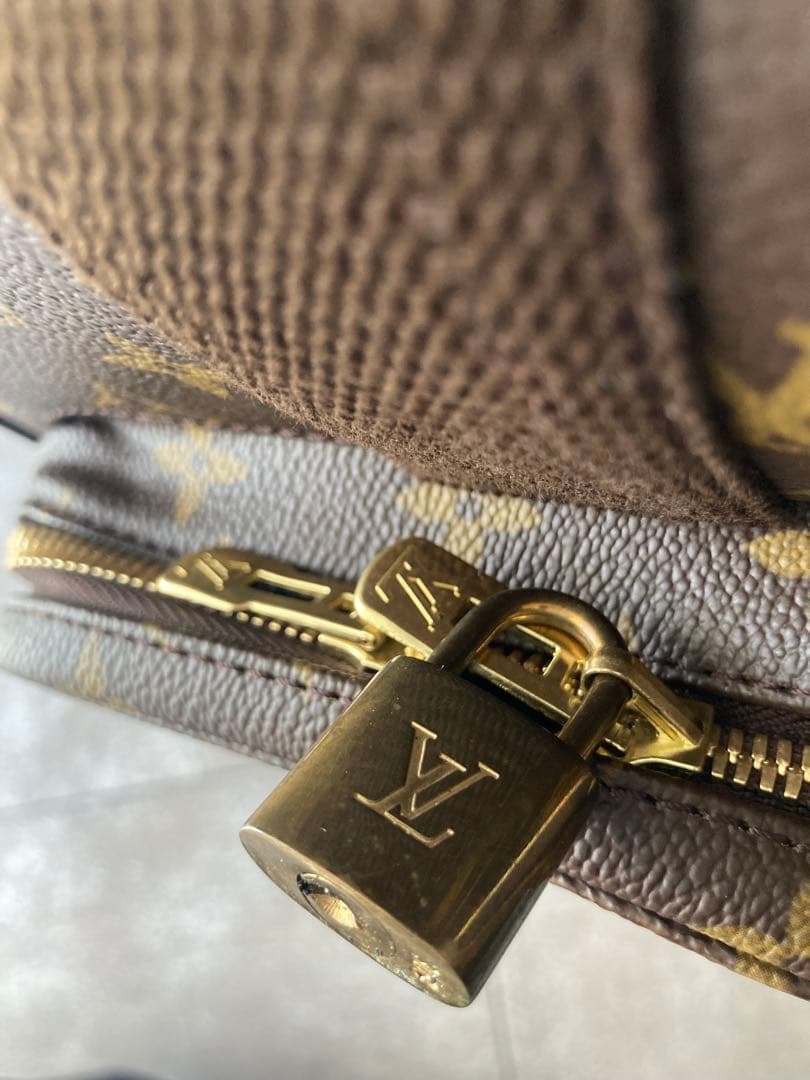 Louis Vuitton モノグラム キャリーケース　※難あり