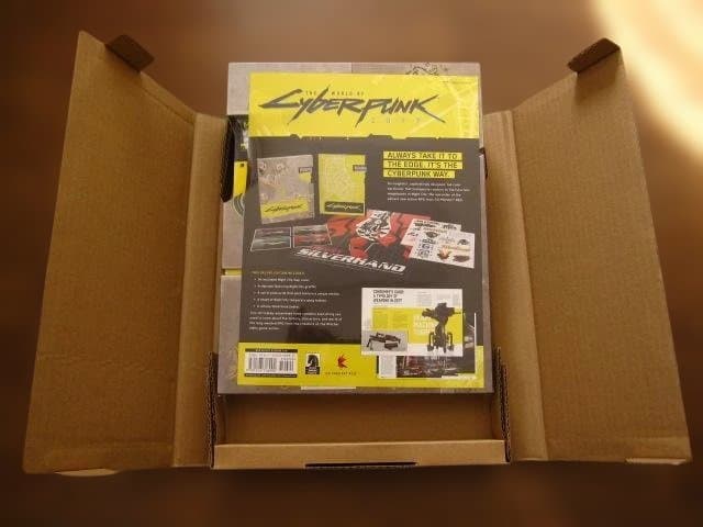 アート・デザイン・音楽 World of Cyberpunk 2077 Deluxe Edition