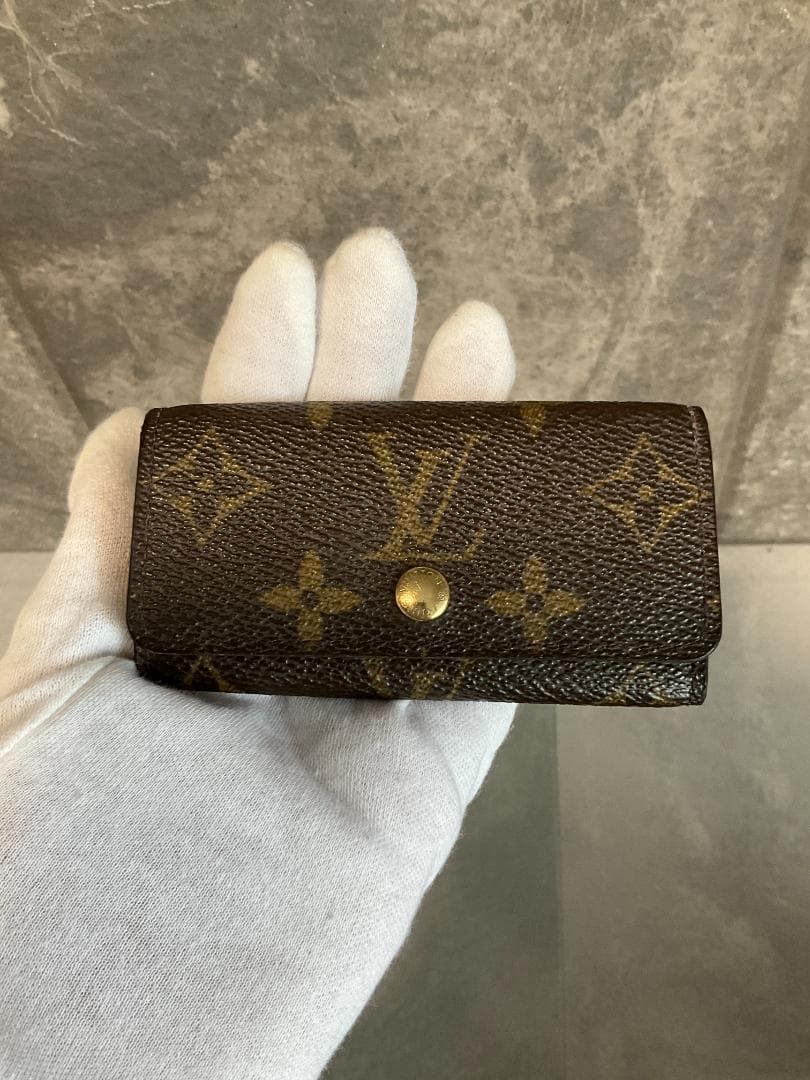 ヴィトン　LOUIS VUITTON　モノグラム　キーケース　４連1