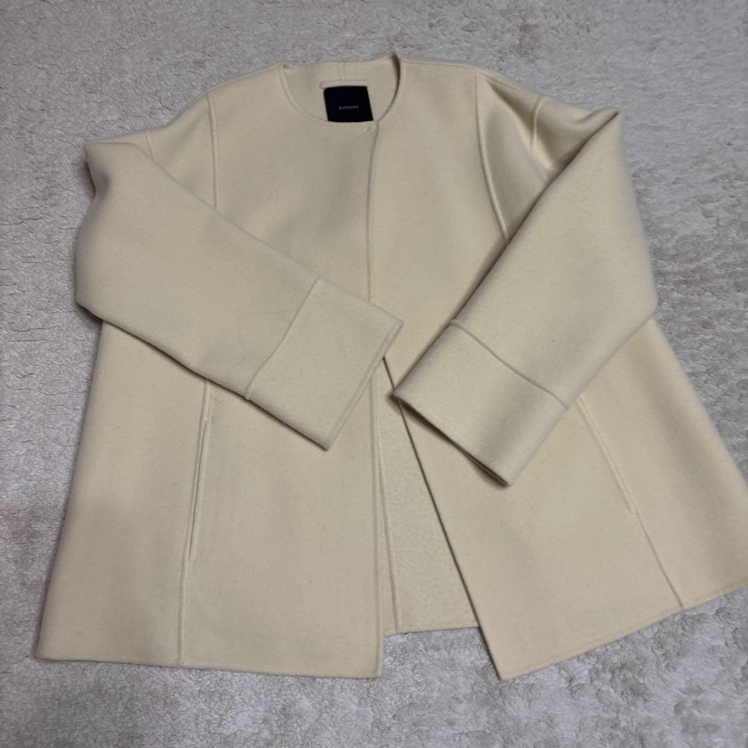 アニュアンスコート2024ベルト、ストールつき