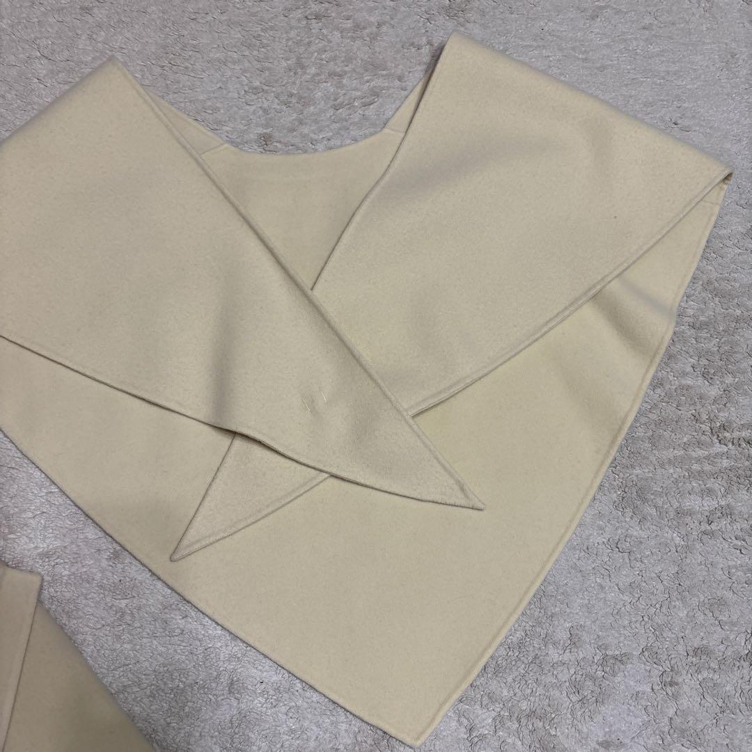 アニュアンスコート2024ベルト、ストールつき