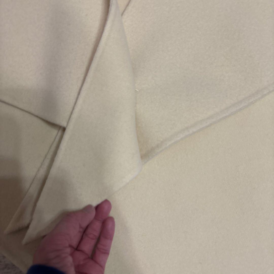 アニュアンスコート2024ベルト、ストールつき