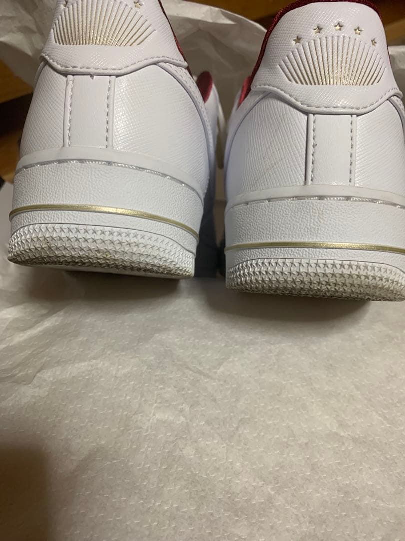 美品Nike Air Force 1 ホワイト/バーガンディ