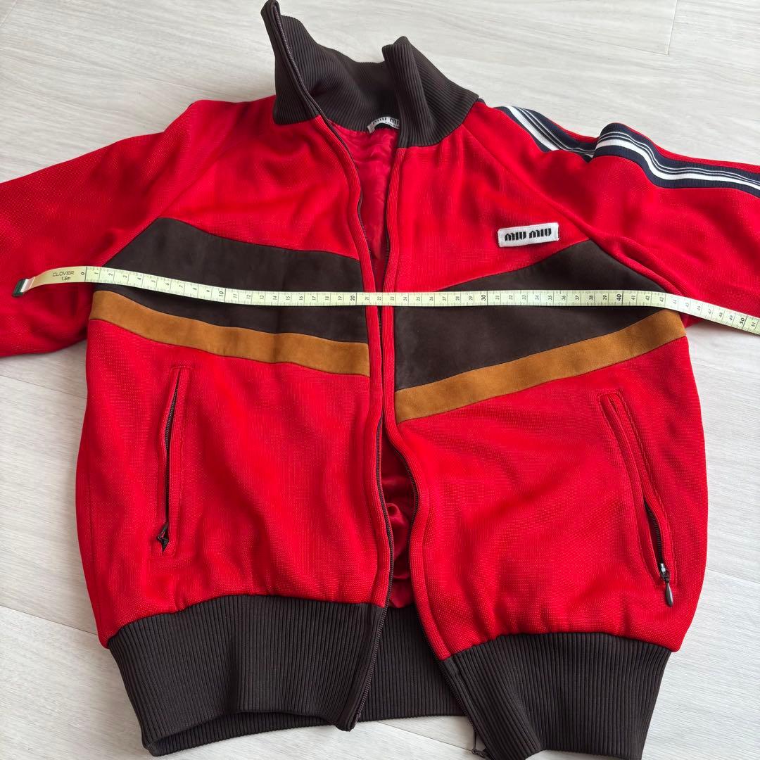 【お値下げ中】miu miu レッド ストライプジャージ