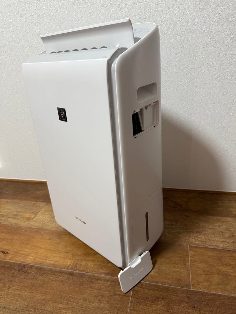 シャープ　ハイブリッド式 衣類乾燥除湿機 CV-SH150-W