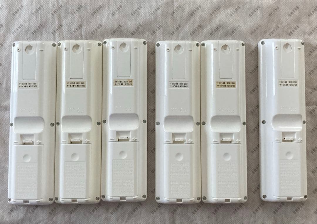 MITSUBISHI エアコンリモコン　UG111