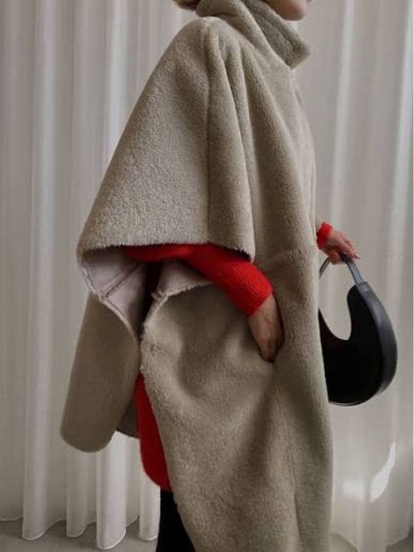 【美品】 Ameri VINTAGE リバーシブルボア ポンチョコート