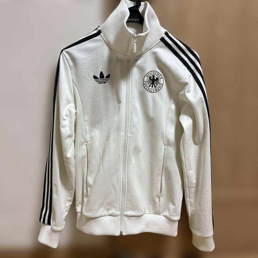 サッカードイツ代表　トラックジャケット adidas ベッケンバウワー