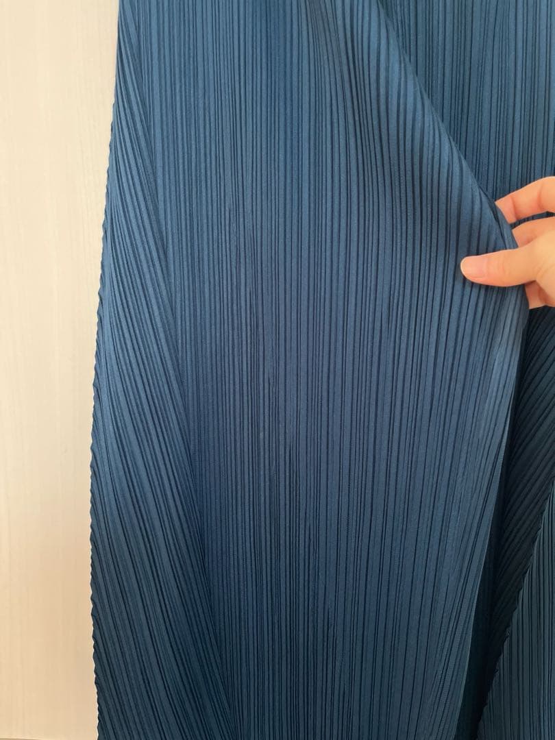 pleats please ブルー　ワイドパンツ