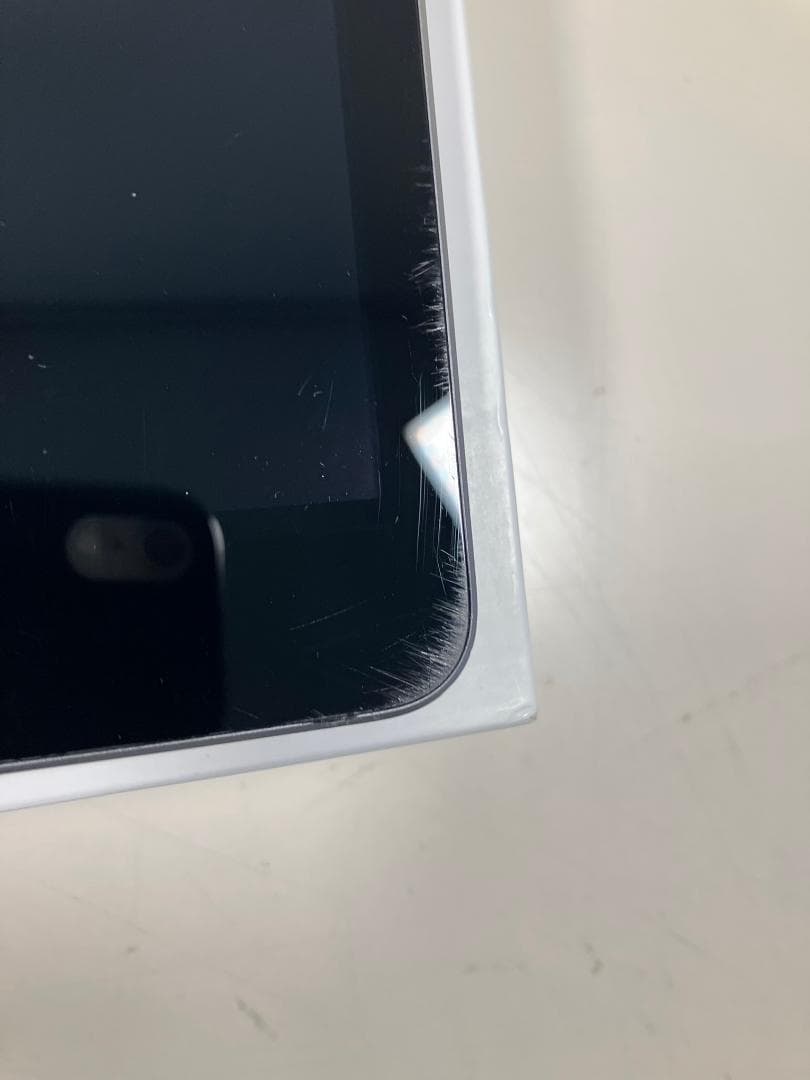 iPad 7世代　32GB グレー　セルラー カバーガラス付