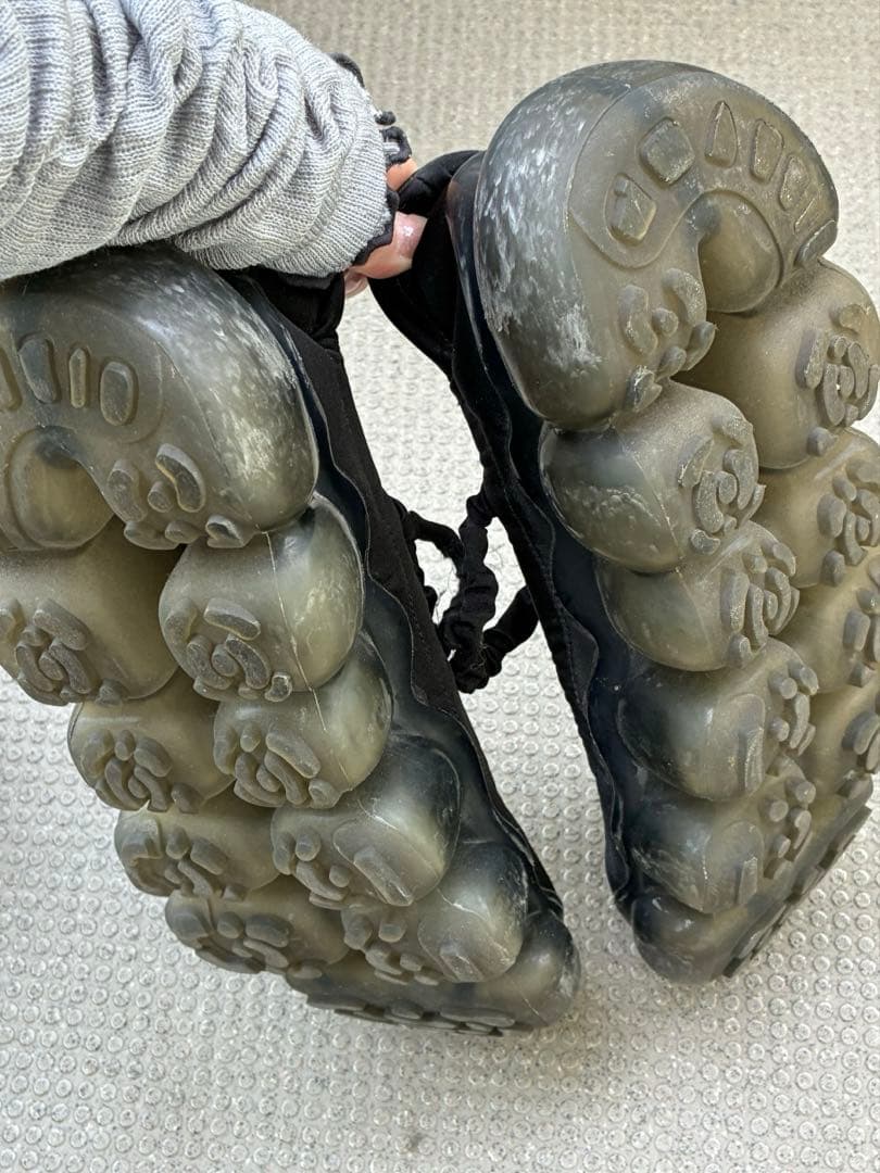 グラウンズ　パンプス