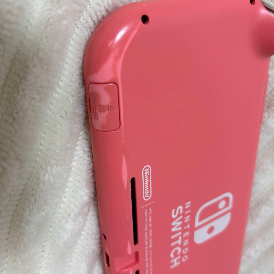 任天堂 Switchライト 本体 コーラル どうぶつの森 ケース付き