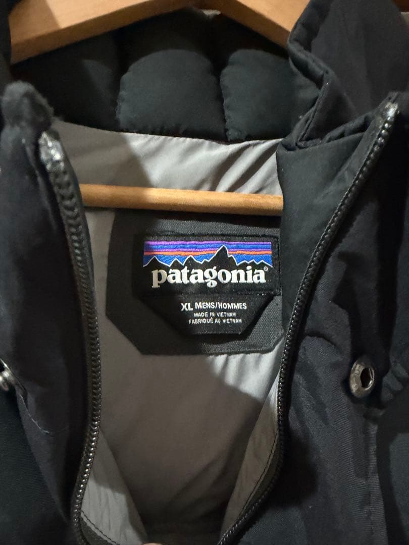 patagonia ダウンベスト XL 黒・グレー