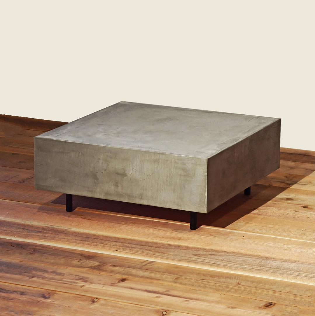 オーダー専用｜ライトグレー｜ボックステーブル｜薄塗りモルタル