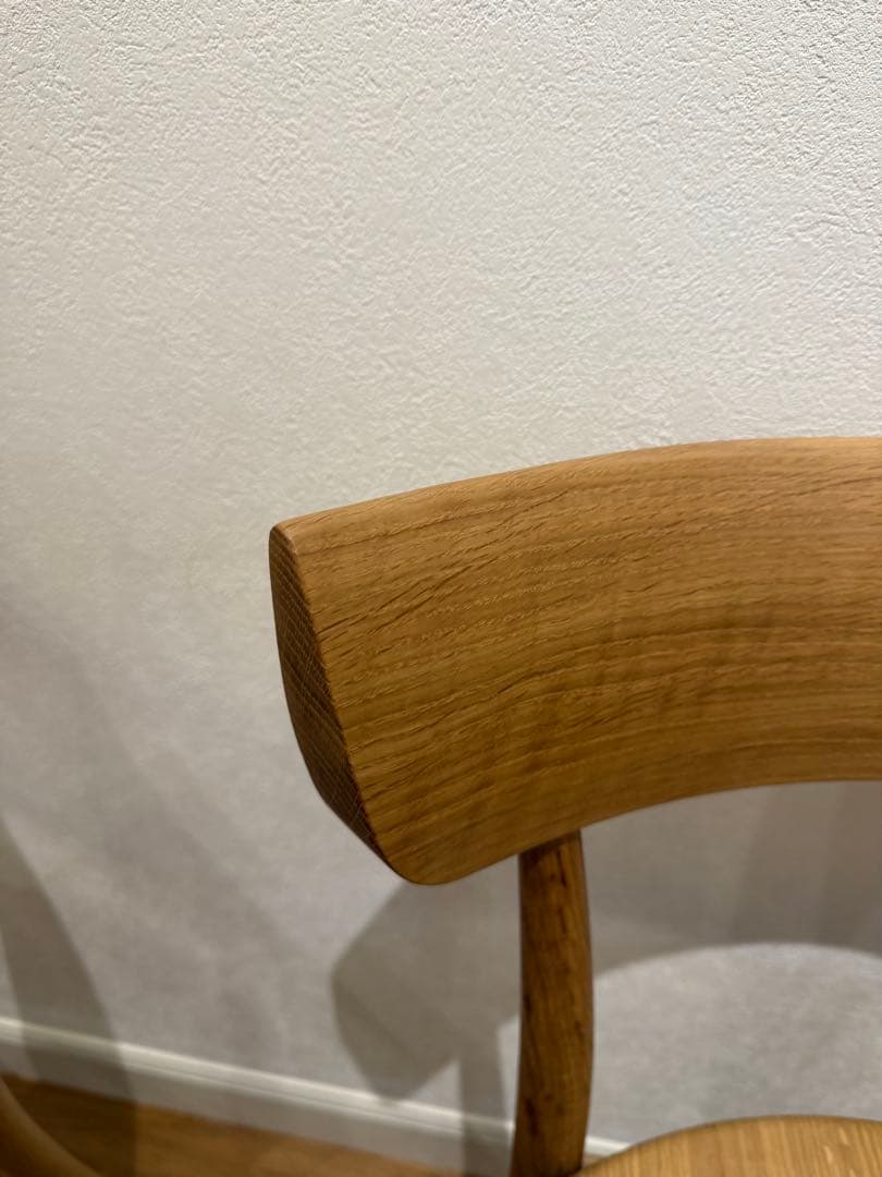 二脚セット　HIDA ダイニングチェア　２０２５年購入品　クレッセント①