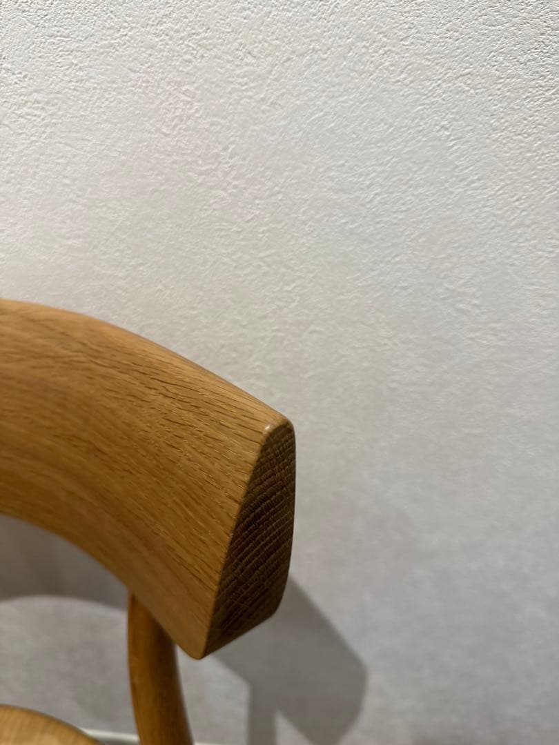 二脚セット　HIDA ダイニングチェア　２０２５年購入品　クレッセント①