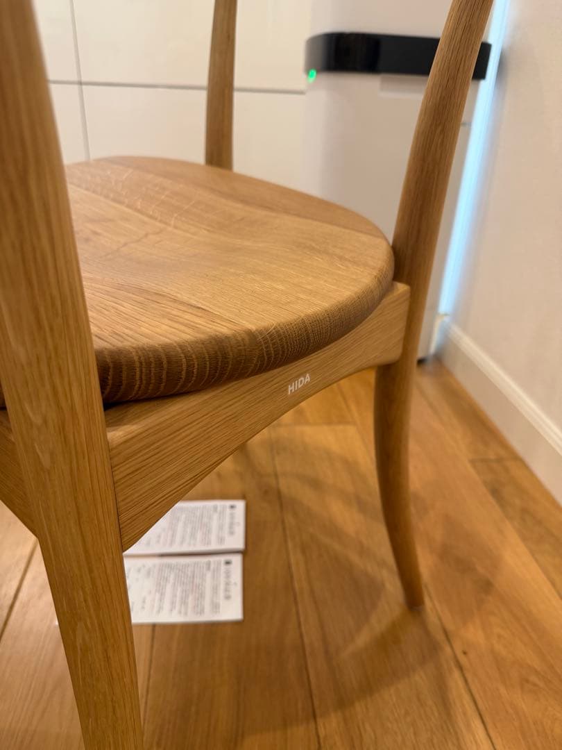 二脚セット　HIDA ダイニングチェア　２０２５年購入品　クレッセント①