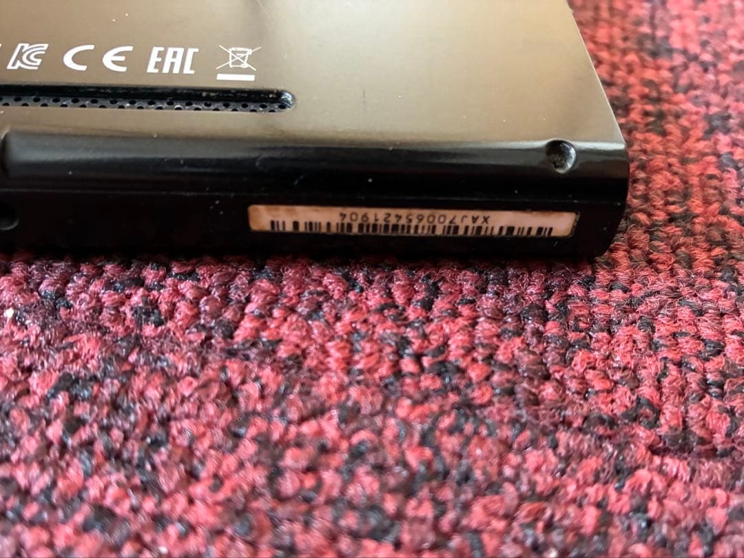 S*様 Nintendo Switch 本体 のみ 2018製