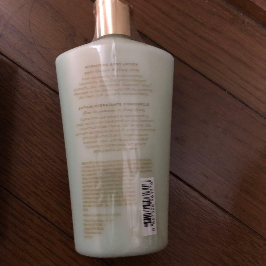 ヴィクトリアシークレット　エンドレスラブ　ボディローションとボディウォッシュ