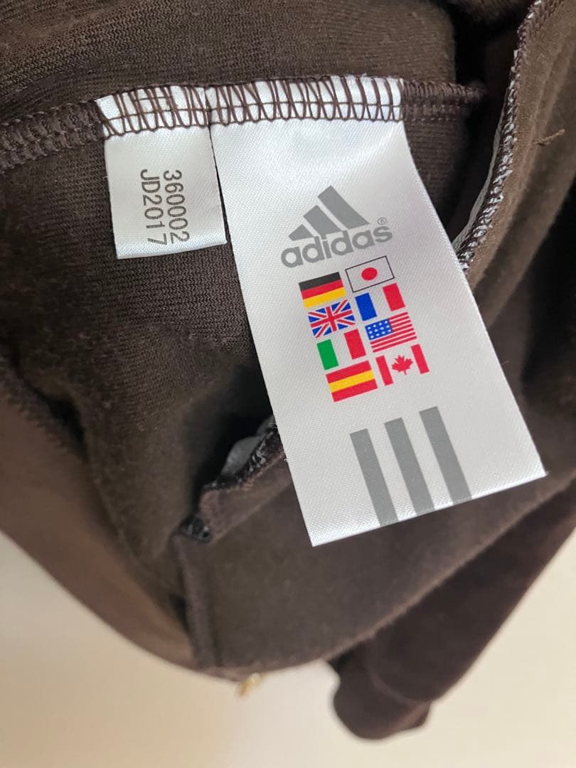 し*ぺ様 アディダス ベロア トラックジャケット ブラウン ゴールド ジャージ