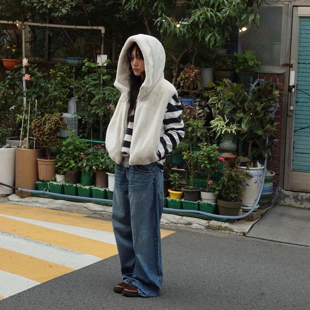 新品 ZARA フード付きフェイクファーベスト Sサイズ