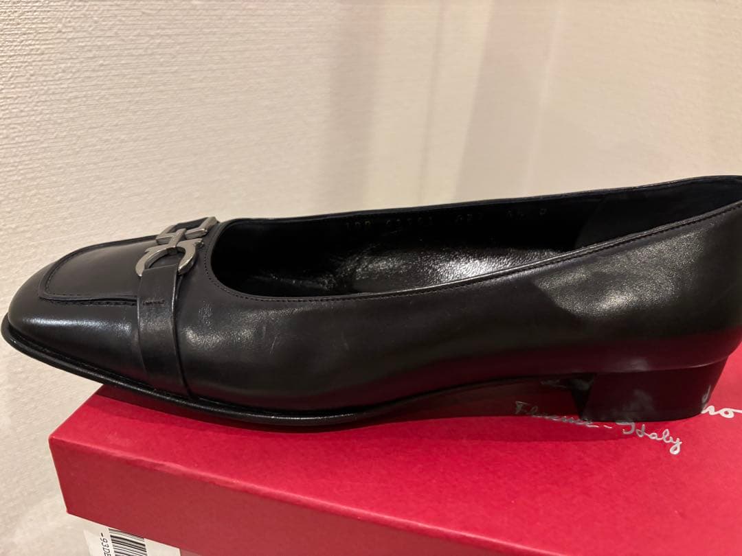 フェラガモ　レザー フラットシューズ 黒　36 1/2