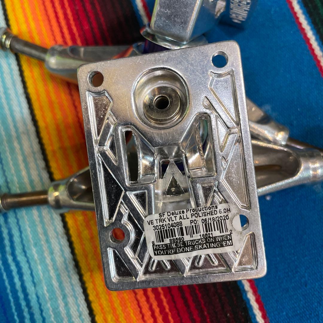 ベンチャー　スケートボード トラック シルバー 5.0H vライト