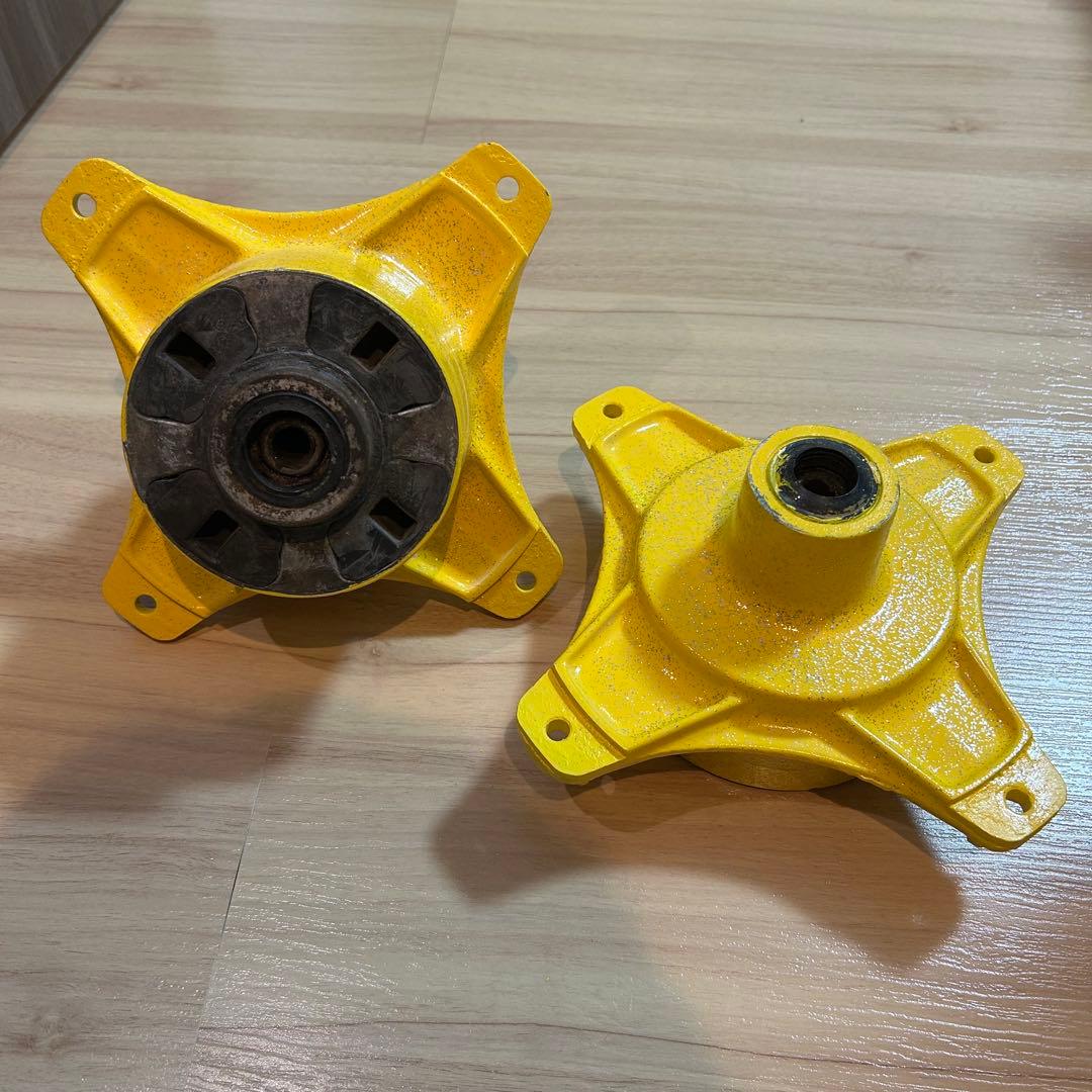 シャリー　ダックス　ハブ