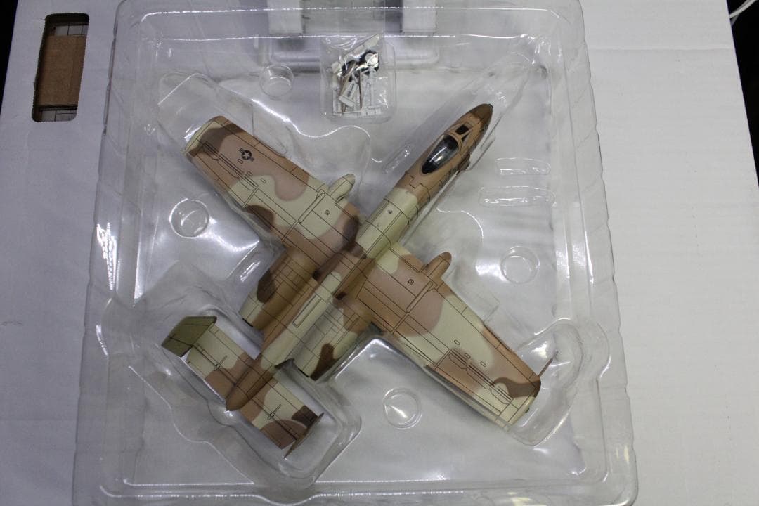 ☆ホビーマスター 1/72ダイキャスト完成品 A-10A ”Peanut”
