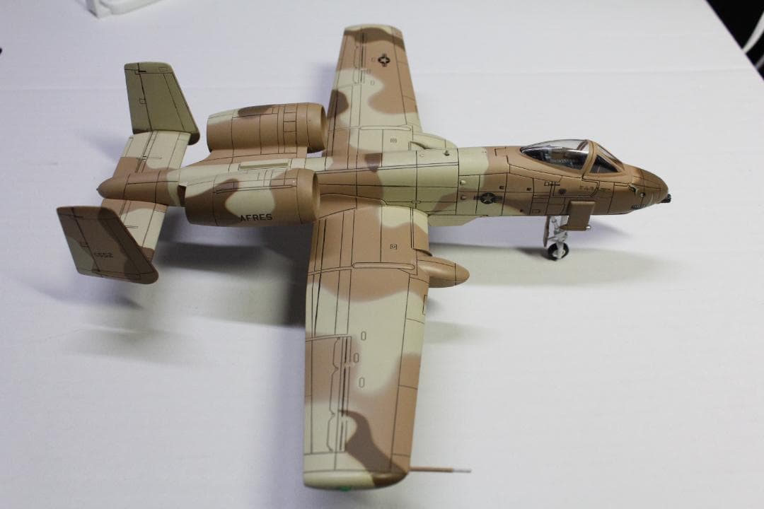☆ホビーマスター 1/72ダイキャスト完成品 A-10A ”Peanut”