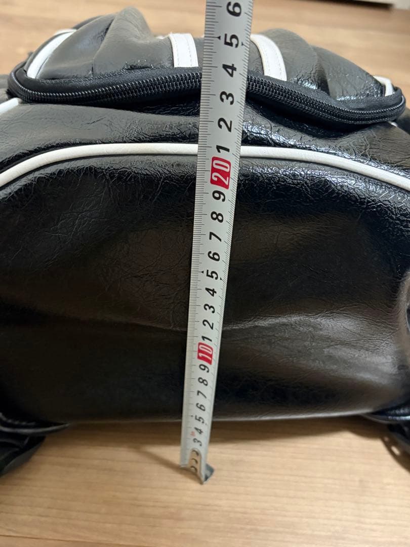 アディダス　バレンシアガ　リュック　美品