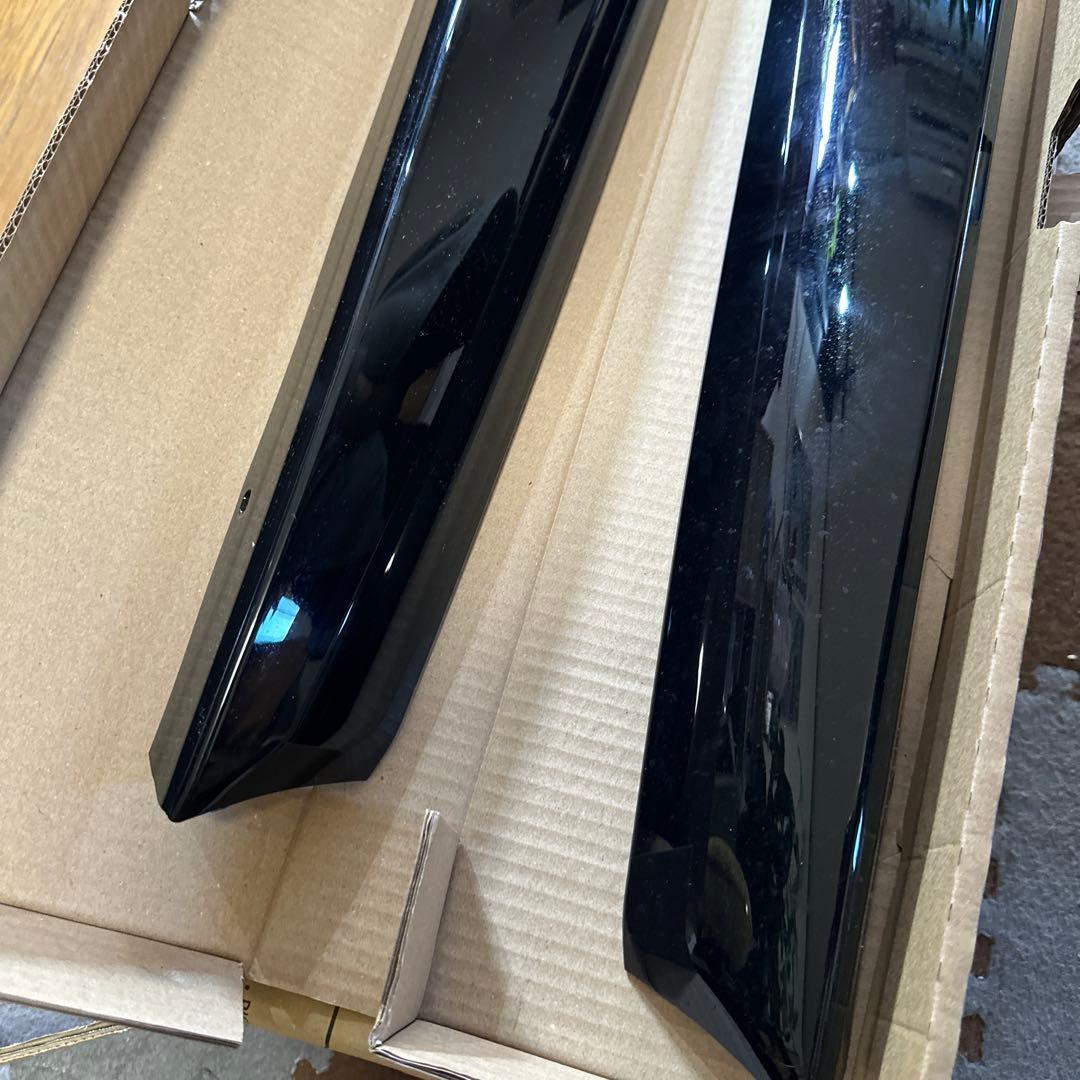 中古品  ミニクーパー 純正品 Aピラー モール カバー 左右セット