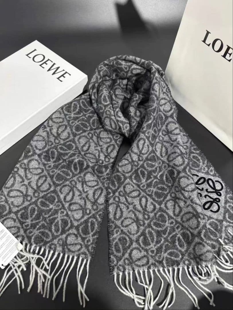 LOEWE アナグラムパターン ストール グレー
