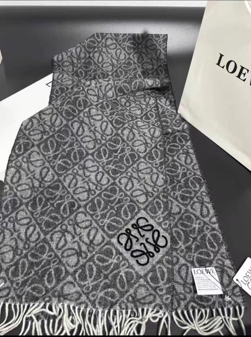 LOEWE アナグラムパターン ストール グレー