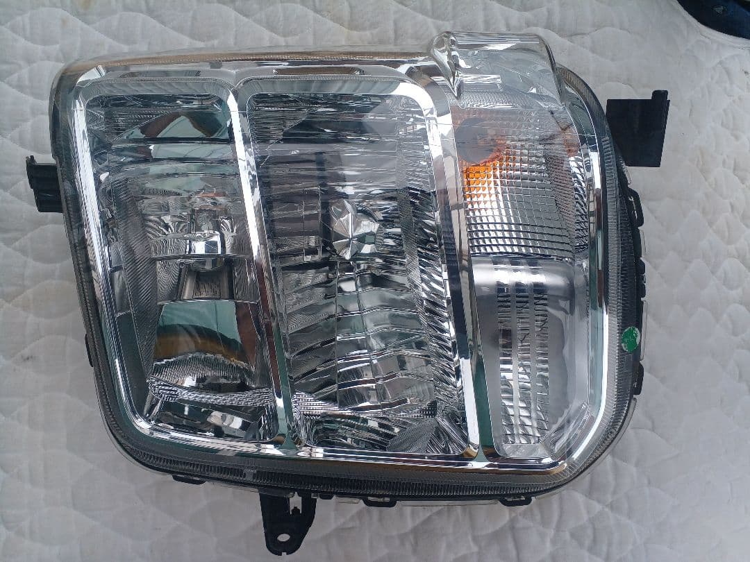 エヴリーワゴンDA17W(V)HID