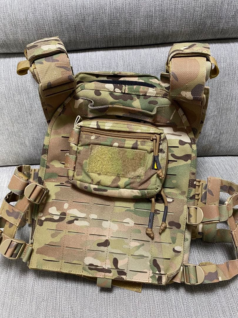 マルチカム プレートキャリア　VOTAGOO