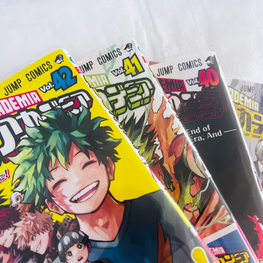 ヒロアカ　全巻セット(1〜42巻) ➕公式キャラブック、ポストカード　おまけ付き