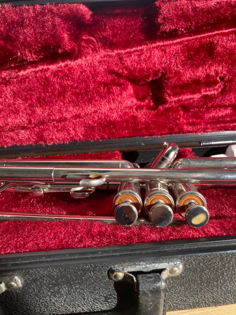 ヤマハ　トランペット　YTR-1330 YAMAHA