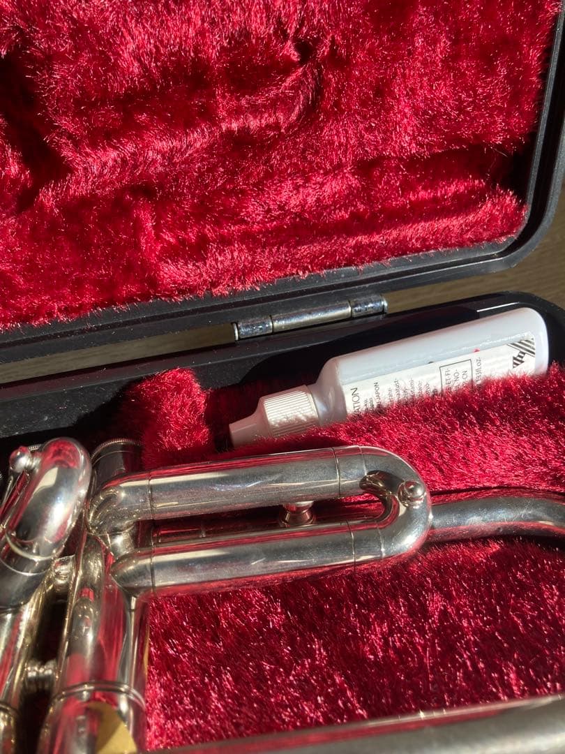 ヤマハ　トランペット　YTR-1330 YAMAHA