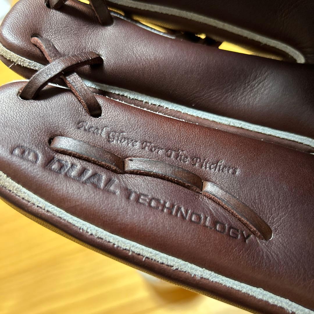 Wilson Staff DUAL 硬式用グローブ　左投げ用