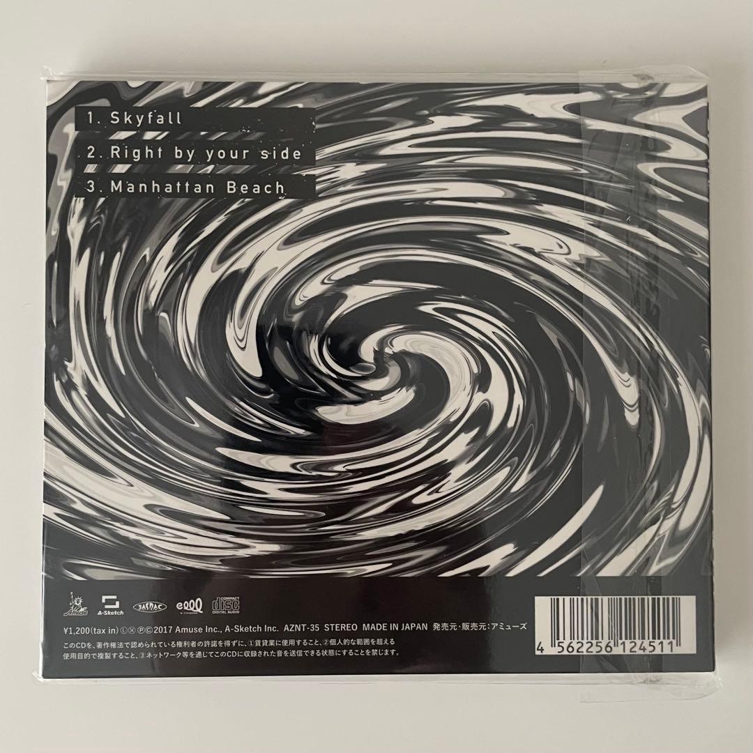 会場限定CD 「Skyfall」 - ONE OK ROCK