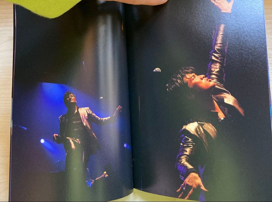 吉川晃司 25周年LIVE DVD 2枚組　初回限定 USB付 おまけ【値下げ】