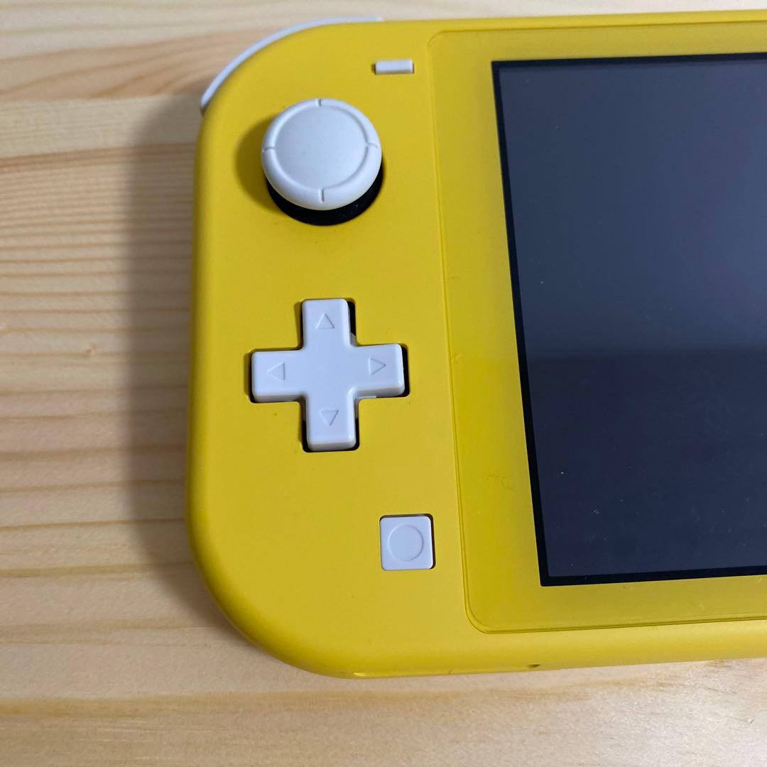Nintendo Switch Lite 本体 イエロー【SDカード付】