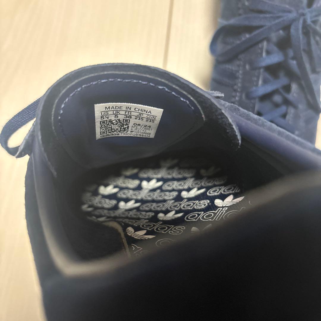 adidas ネイビーTOBACCO Night Indigo 23.5