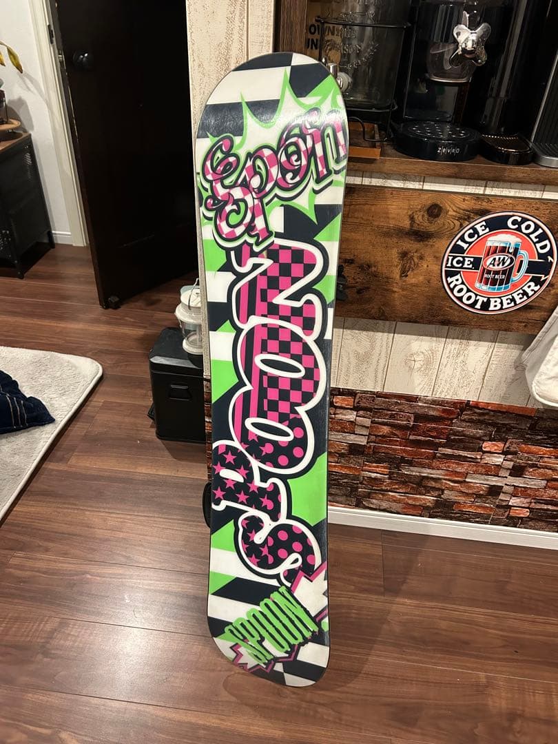 ツ*汰様 送料無料！SPOON ジュニア・キッズ用スノーボード！118センチ