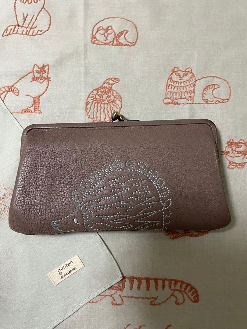 genten Lisa Larsonハリネズミ刺繍 長財布 ブラウン